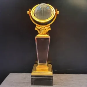 Crystal Award 9